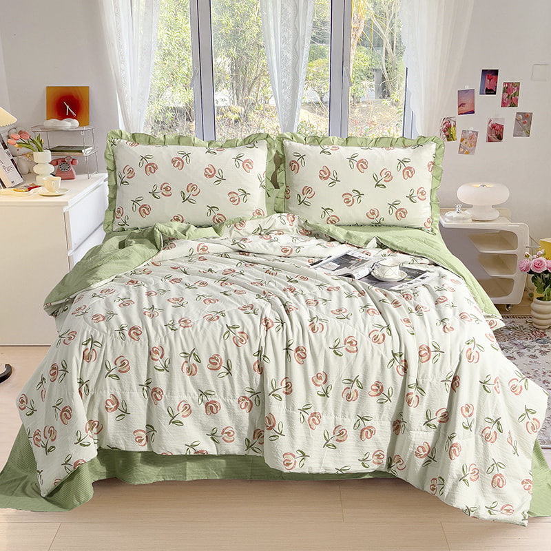 Seersucker Summer Comforter